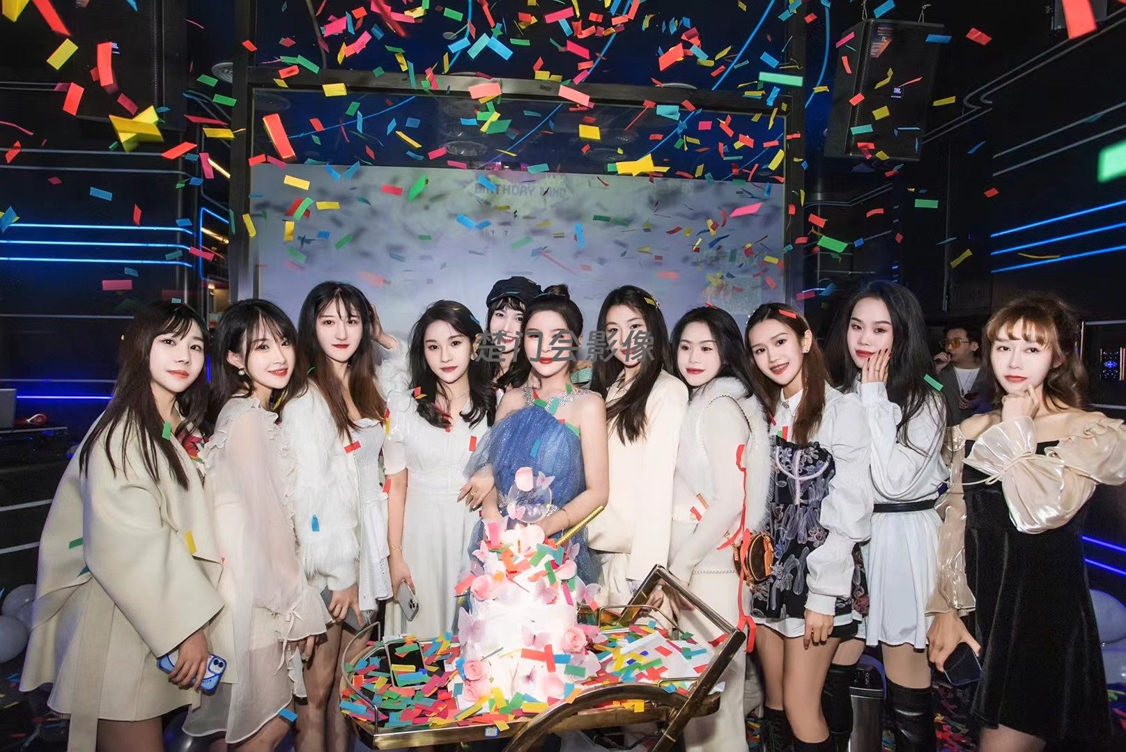 富婆生日聚会-楚门会影像